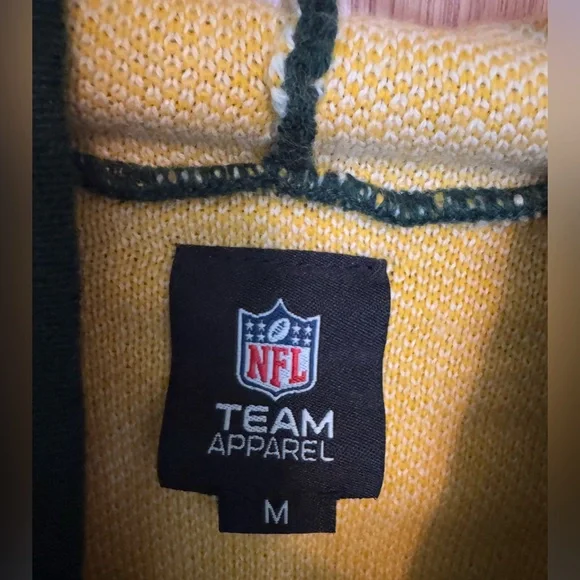 NFL Green Bay Packers hooded sweater MEDIUM with sparkle logo and arm stripe - Picture 3 of 5